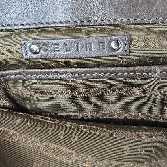 Cรฉline Boogie Olive Pebbled leather Handbag - Picture 4 of 17